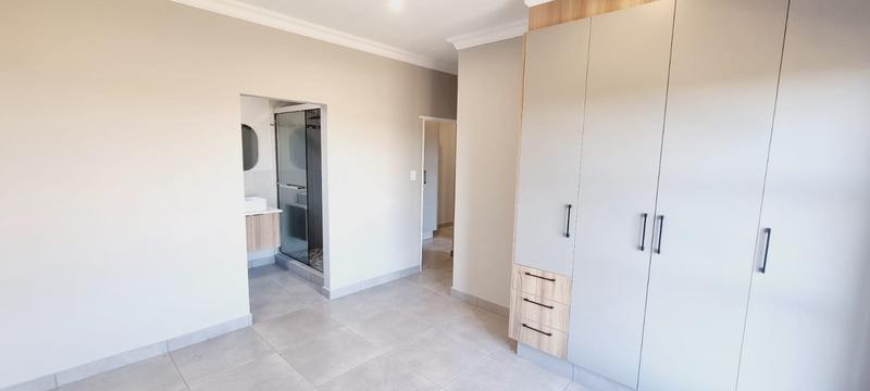 3 Bedroom Property for Sale in Seemeeu Park Western Cape